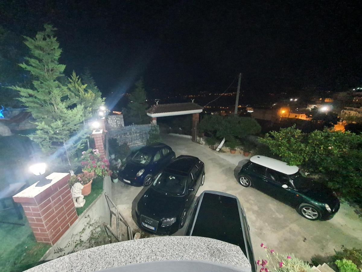 Villa Mehmeti Sarande Exterior photo